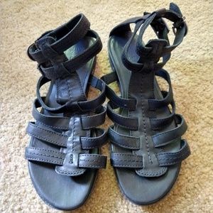 Timberland black leather sandals women's sz 9.5